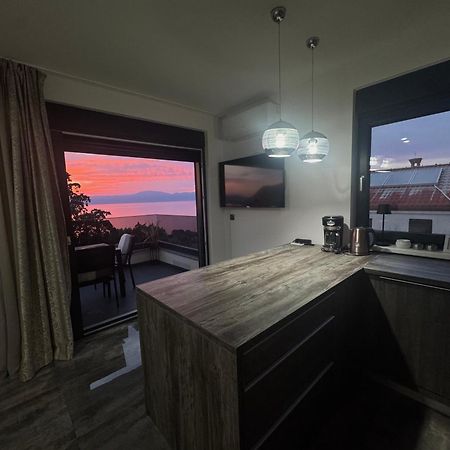 Апартаменты Golden Sunset Нивице Экстерьер фото